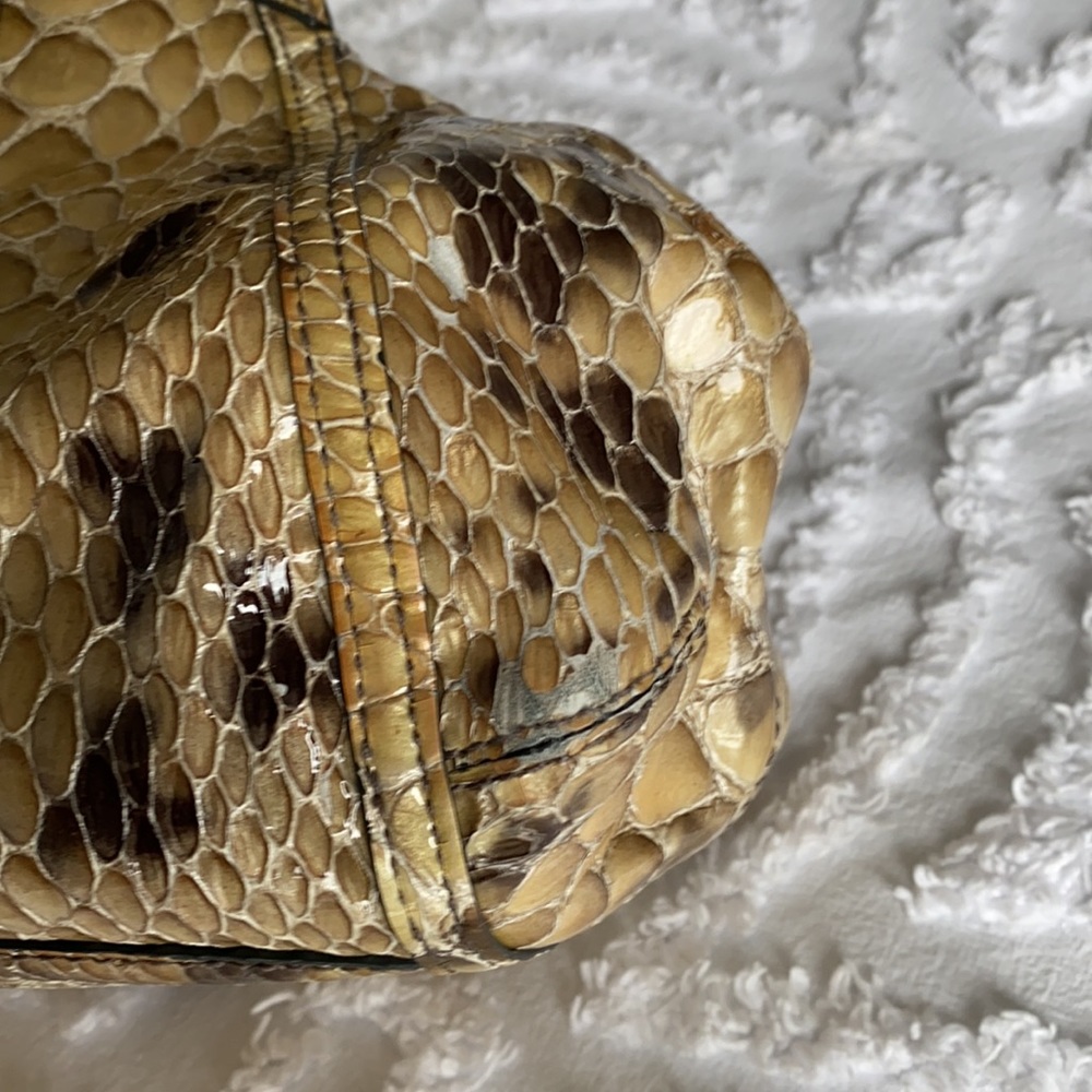 Vintage Cole Haan "Snakeskin" handbag - Picture 10 of 14